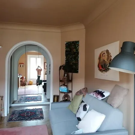Bel Hausmannien Dans Le Centre De * Paris